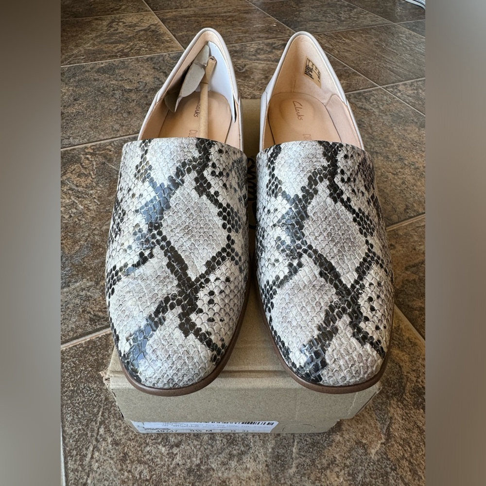 New!!! Clarks Pure Tone Grey Snake Python Slip On… - image 1